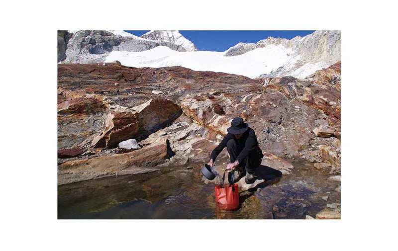 Folding Bucket - Past Season